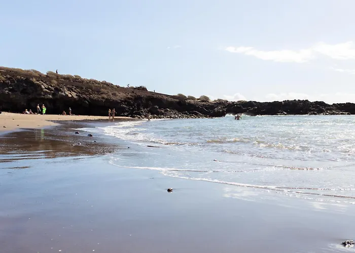 Home2book Impressive Abades, Pool & Terrace 아파트 *