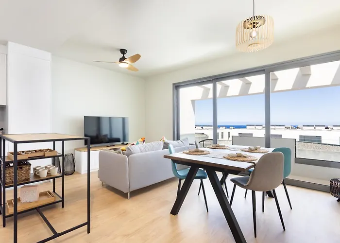 아파트 Home2book Impressive Abades, Pool & Terrace *